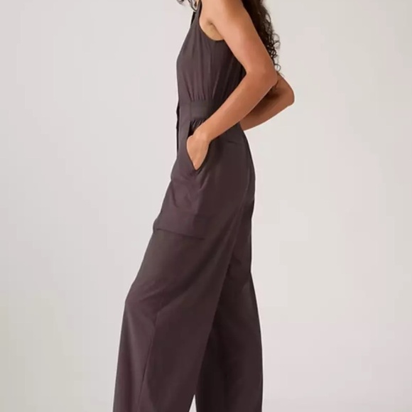 Athleta Brooklyn Utility Jumpsuit shale - Picture 7 of 9